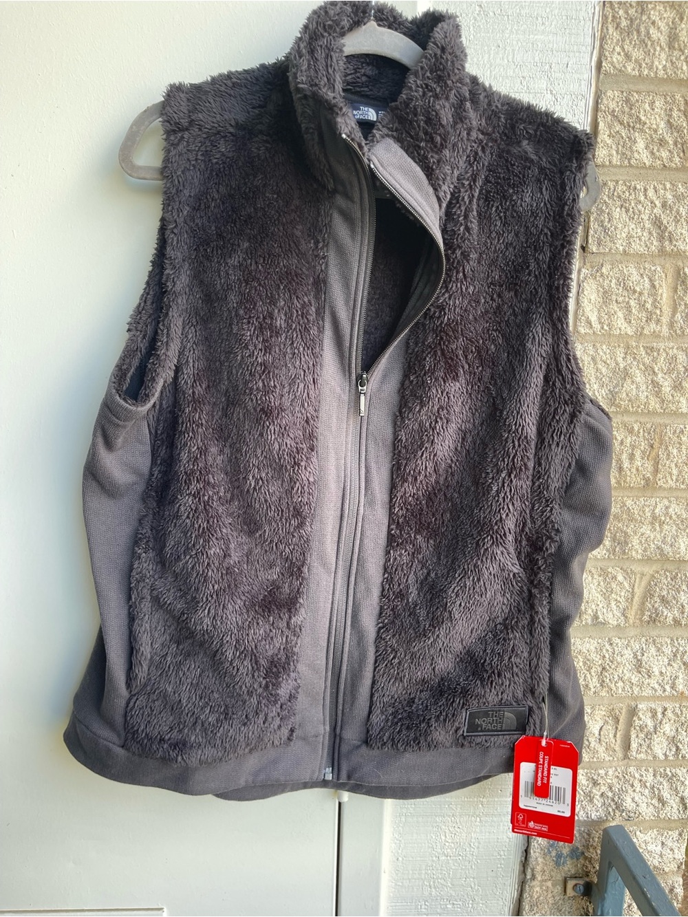 The North Face Women’s Jacket Furry Fleece Vest Full Zip Soft Black XLarge - Picture 2 of 6